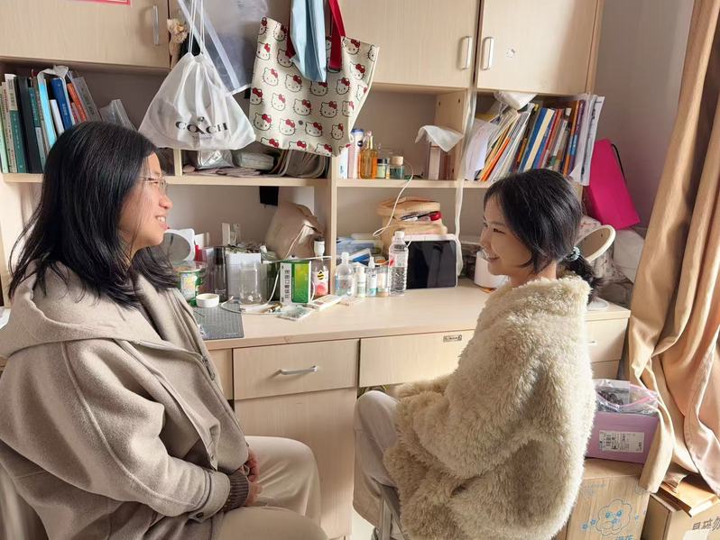 经济管理系开展辅导员走访学生宿...